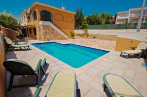 Гостиница Basetes - holiday home with private swimming pool in Calpe  Кальпе